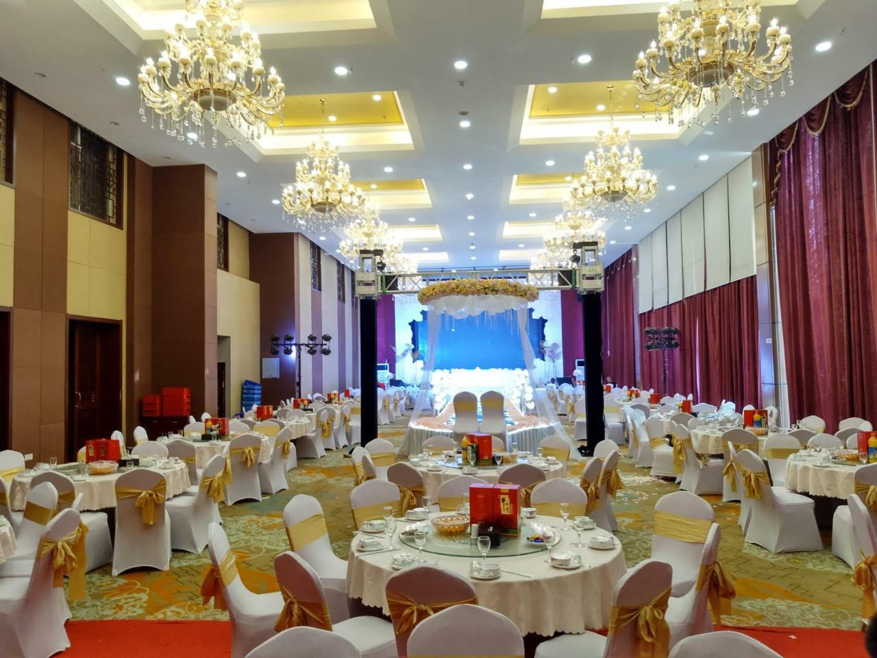 Beijing Gongmei Blue Peacock Business Hotel Exterior foto